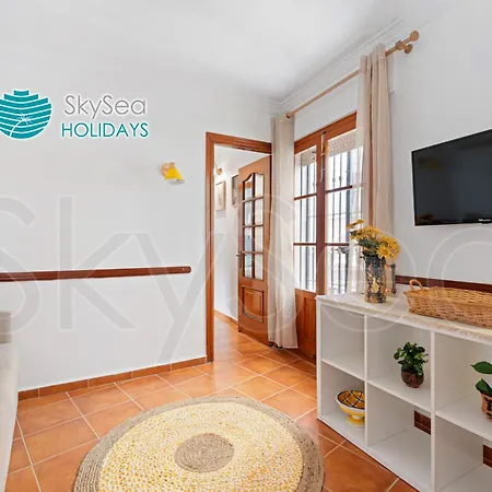 Casa Tipica Malaguena Con Patio En El Centro Holiday home