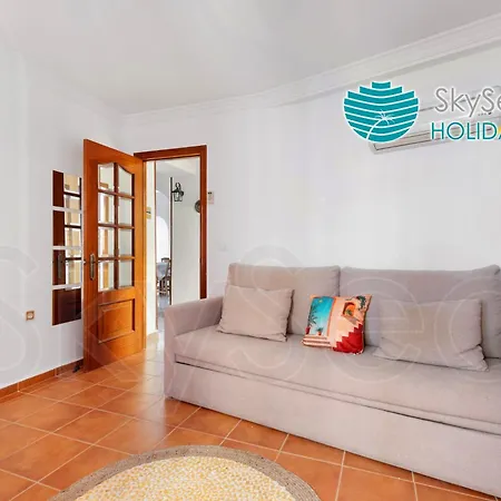 Holiday home Casa Tipica Malaguena Con Patio En El Centro *