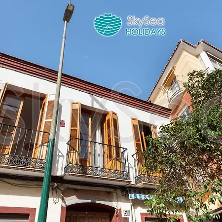 Holiday home Casa Tipica Malaguena Con Patio En El Centro Malaga